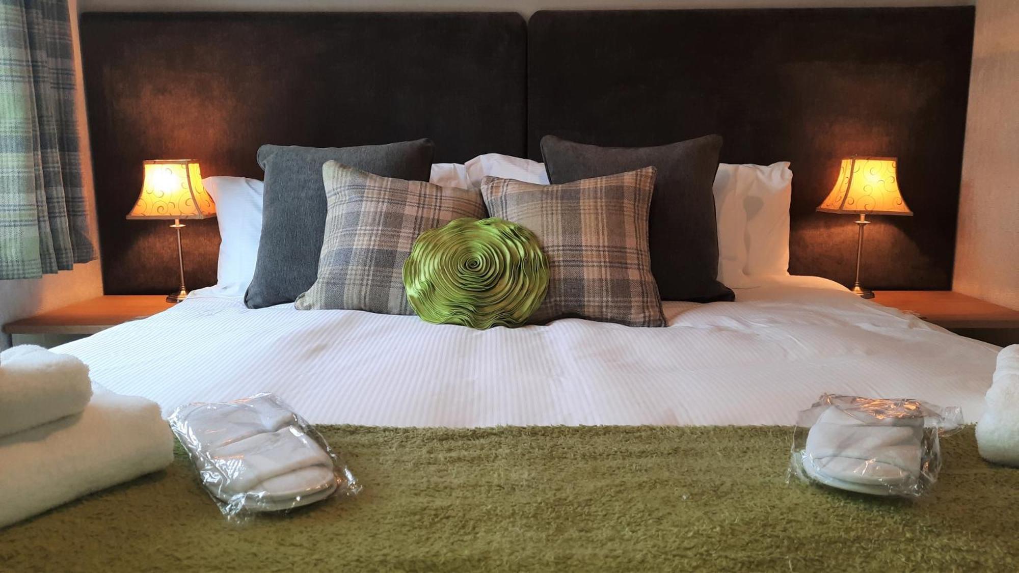 Hollicarrs - Stag Lodge York Ngoại thất bức ảnh