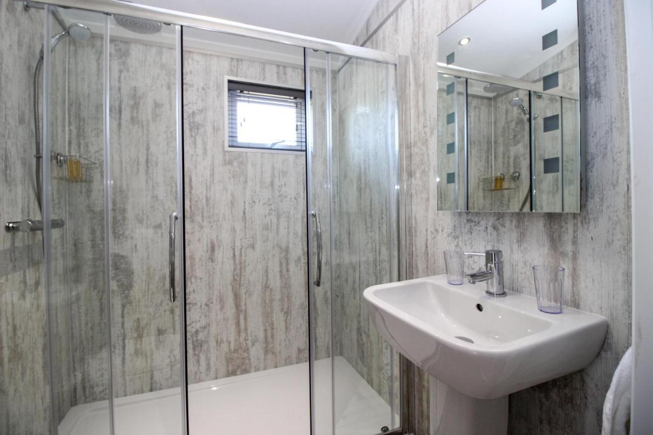 Hollicarrs - Stag Lodge York Phòng bức ảnh